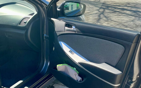 Hyundai Solaris II рестайлинг, 2014 год, 950 000 рублей, 15 фотография