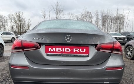 Mercedes-Benz A-Класс, 2018 год, 2 100 000 рублей, 9 фотография