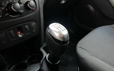 Renault Logan II, 2020 год, 1 160 000 рублей, 17 фотография