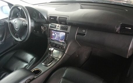 Mercedes-Benz C-Класс, 2004 год, 695 000 рублей, 9 фотография