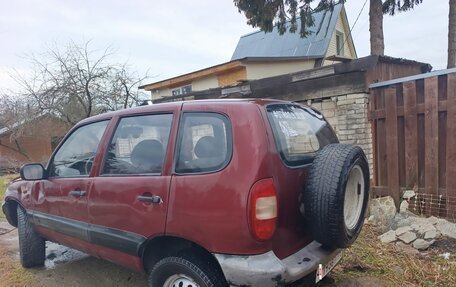 Chevrolet Niva I рестайлинг, 2004 год, 250 000 рублей, 5 фотография