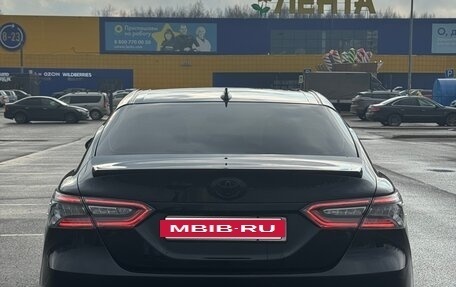 Toyota Camry, 2020 год, 2 850 000 рублей, 5 фотография