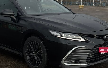 Toyota Camry, 2020 год, 2 850 000 рублей, 3 фотография