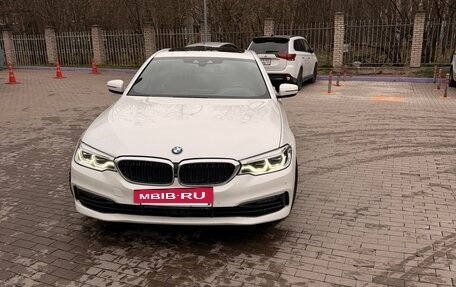 BMW 5 серия, 2020 год, 3 650 000 рублей, 2 фотография