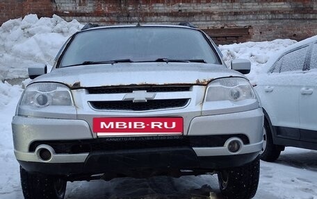 Chevrolet Niva I рестайлинг, 2012 год, 280 000 рублей, 4 фотография