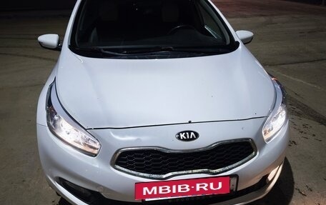 KIA cee'd III, 2013 год, 950 000 рублей, 2 фотография