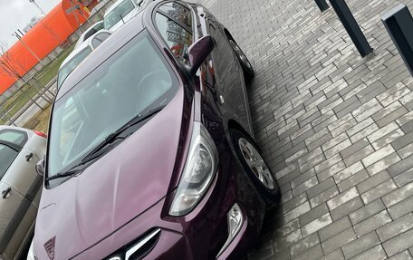 Hyundai Solaris II рестайлинг, 2012 год, 630 000 рублей, 7 фотография