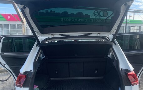 Volkswagen Tiguan II, 2017 год, 2 500 000 рублей, 11 фотография