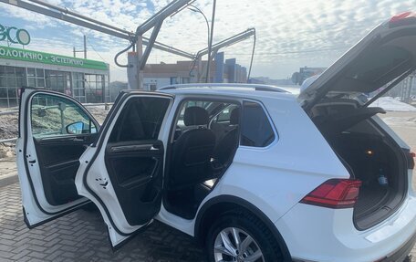 Volkswagen Tiguan II, 2017 год, 2 500 000 рублей, 9 фотография