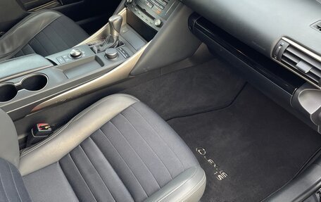 Lexus IS III, 2019 год, 3 190 000 рублей, 19 фотография