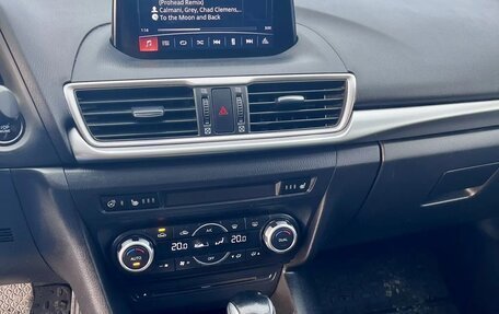 Mazda 3, 2018 год, 1 750 000 рублей, 8 фотография