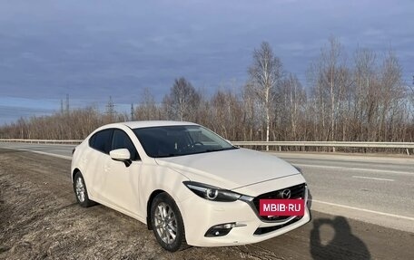Mazda 3, 2018 год, 1 750 000 рублей, 21 фотография