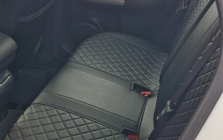 Nissan Juke II, 2012 год, 900 000 рублей, 16 фотография