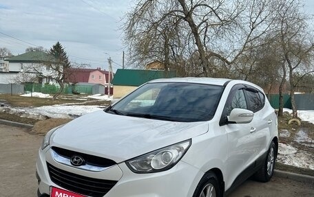 Hyundai ix35 I рестайлинг, 2012 год, 899 000 рублей, 2 фотография