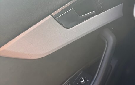 Audi A4, 2018 год, 3 400 000 рублей, 7 фотография