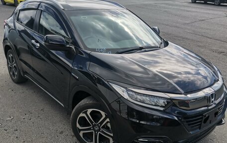 Honda Vezel, 2019 год, 1 900 000 рублей, 2 фотография