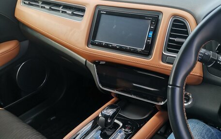 Honda Vezel, 2019 год, 1 900 000 рублей, 7 фотография