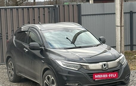 Honda Vezel, 2019 год, 1 900 000 рублей, 10 фотография