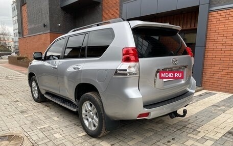 Toyota Land Cruiser Prado 150 рестайлинг 2, 2012 год, 2 650 000 рублей, 7 фотография