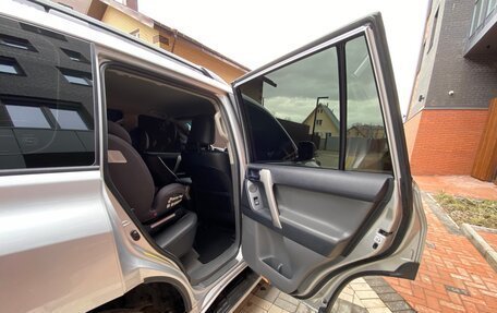 Toyota Land Cruiser Prado 150 рестайлинг 2, 2012 год, 2 650 000 рублей, 15 фотография