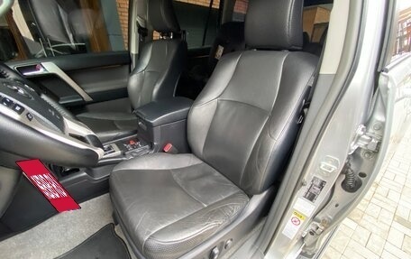 Toyota Land Cruiser Prado 150 рестайлинг 2, 2012 год, 2 650 000 рублей, 11 фотография