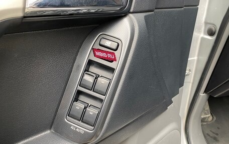 Toyota Land Cruiser Prado 150 рестайлинг 2, 2012 год, 2 650 000 рублей, 27 фотография