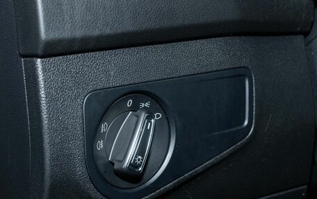 Volkswagen Tiguan II, 2020 год, 2 598 000 рублей, 15 фотография