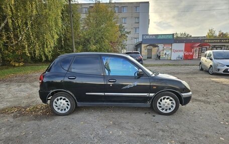 Daihatsu Sirion, 2001 год, 220 000 рублей, 5 фотография