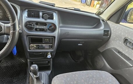 Daihatsu Sirion, 2001 год, 220 000 рублей, 11 фотография