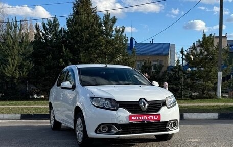 Renault Logan II, 2016 год, 530 000 рублей, 1 фотография
