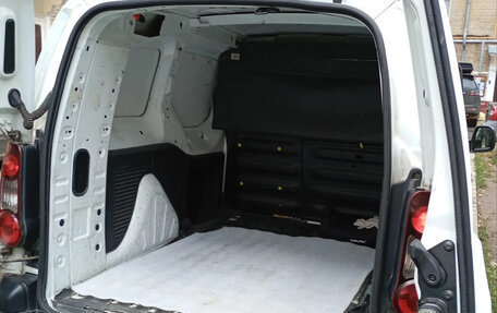 Peugeot Partner II рестайлинг 2, 2016 год, 980 000 рублей, 3 фотография
