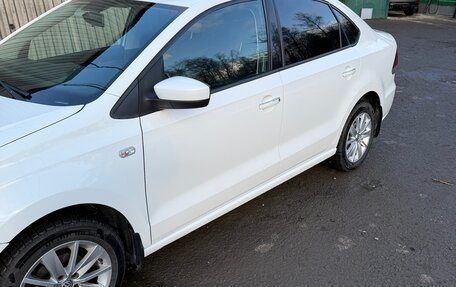 Volkswagen Polo VI (EU Market), 2015 год, 820 000 рублей, 3 фотография