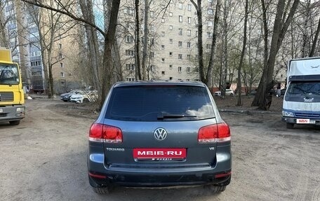 Volkswagen Touareg III, 2006 год, 470 000 рублей, 2 фотография