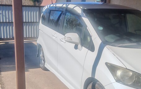 Honda Freed I, 2014 год, 1 300 000 рублей, 20 фотография