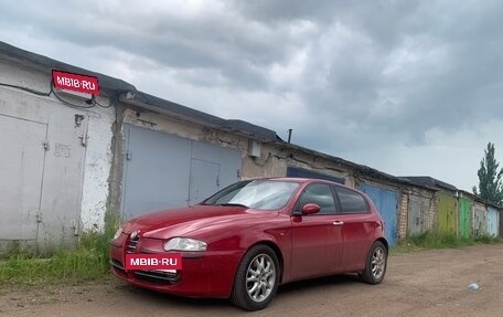 Alfa Romeo 147 I рестайлинг, 2002 год, 398 000 рублей, 12 фотография