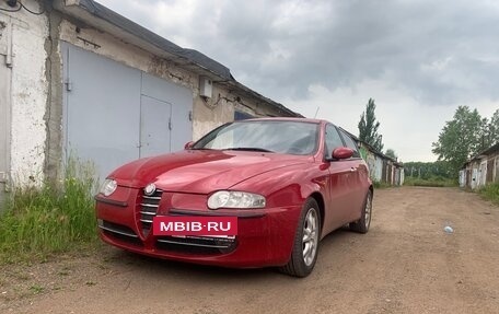 Alfa Romeo 147 I рестайлинг, 2002 год, 398 000 рублей, 13 фотография