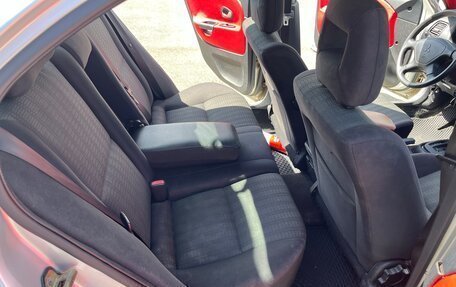 Mitsubishi Carisma I, 2002 год, 365 000 рублей, 20 фотография