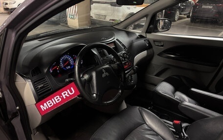 Mitsubishi Grandis, 2007 год, 800 000 рублей, 9 фотография