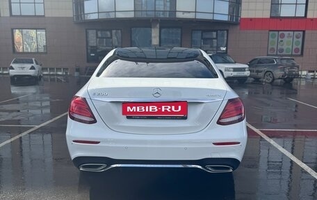 Mercedes-Benz E-Класс, 2018 год, 3 700 000 рублей, 6 фотография