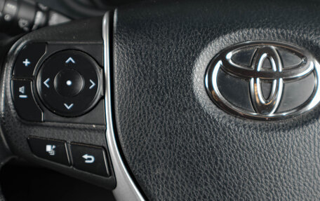 Toyota Noah III, 2018 год, 2 529 000 рублей, 15 фотография