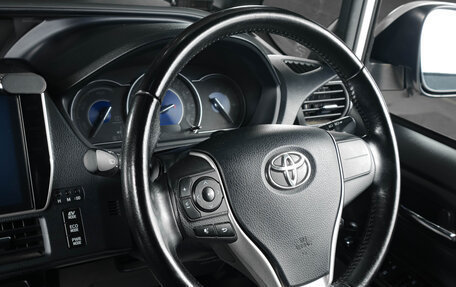 Toyota Noah III, 2018 год, 2 529 000 рублей, 12 фотография