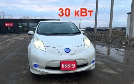 Nissan Leaf I, 2013 год, 680 000 рублей, 1 фотография
