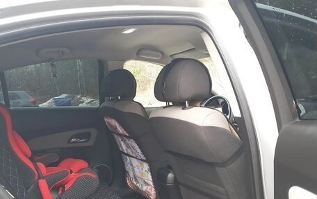 Chevrolet Cruze II, 2013 год, 750 000 рублей, 9 фотография