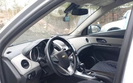 Chevrolet Cruze II, 2013 год, 750 000 рублей, 8 фотография