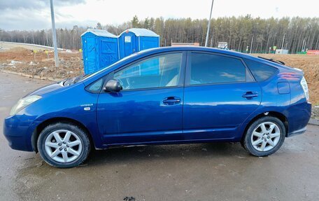 Toyota Prius, 2008 год, 750 000 рублей, 4 фотография