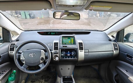 Toyota Prius, 2008 год, 750 000 рублей, 18 фотография