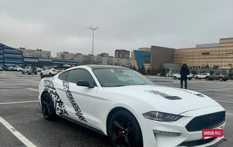 Ford Mustang VI рестайлинг, 2022 год, 4 100 000 рублей, 4 фотография