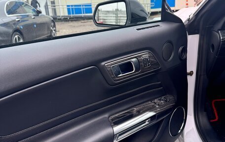 Ford Mustang VI рестайлинг, 2022 год, 4 100 000 рублей, 9 фотография