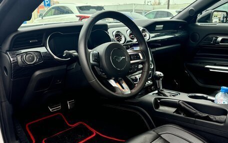 Ford Mustang VI рестайлинг, 2022 год, 4 100 000 рублей, 10 фотография