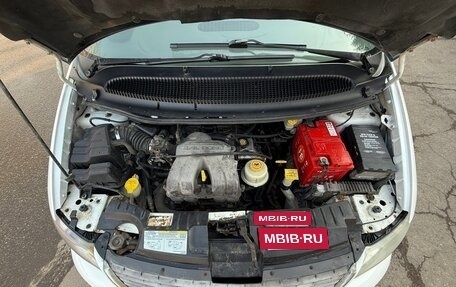 Chrysler Voyager IV, 2002 год, 445 000 рублей, 13 фотография